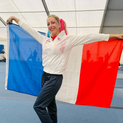 JADE CHAMPIONNE DU MONDE DU TISSU AÉRIEN